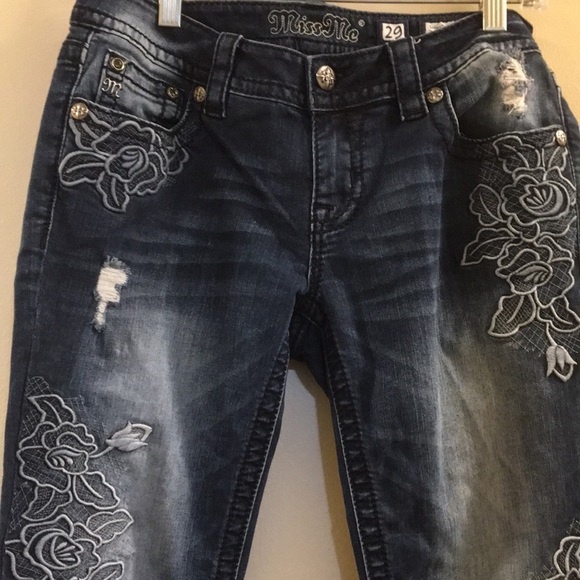 Miss Me Signature Ankle Skinny Jeans 07 - Picture 13 of 14